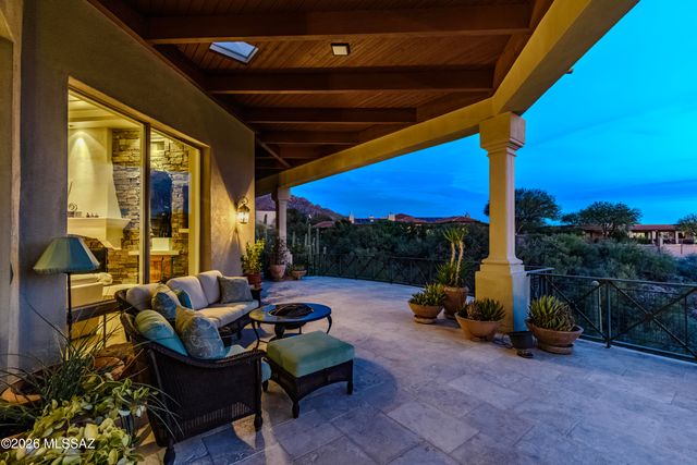 3140 E Crest Shadows Drive, Tucson, AZ 85718