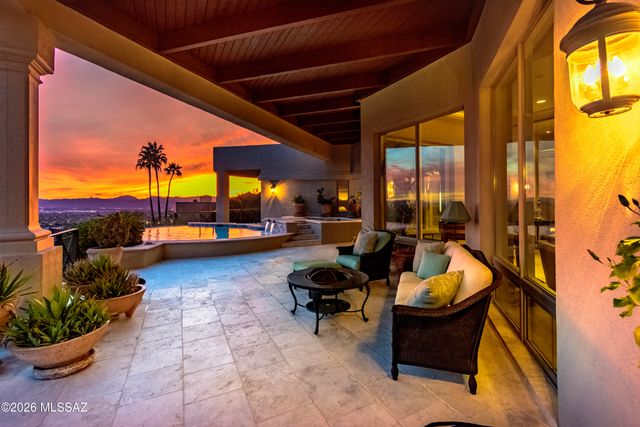 3140 E Crest Shadows Drive, Tucson, AZ 85718