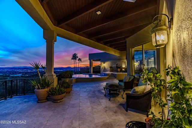 3140 E Crest Shadows Drive, Tucson, AZ 85718