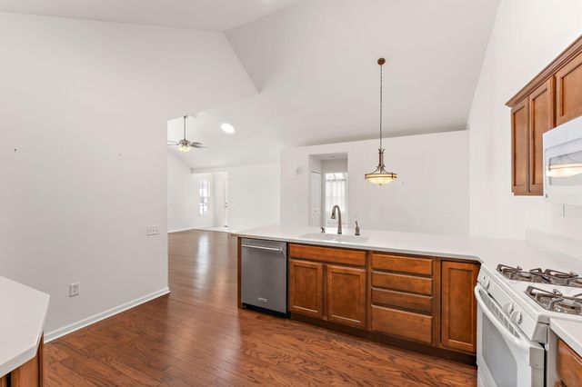 2426 Allison Circle 2426, Valparaiso, IN 46383