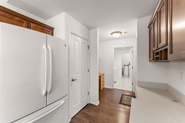 2426 Allison Circle 2426, Valparaiso, IN 46383