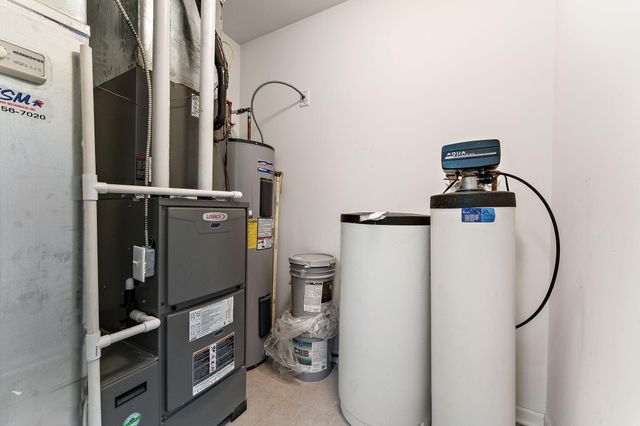 2426 Allison Circle 2426, Valparaiso, IN 46383