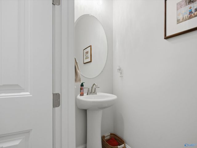 108 Ayers Spring Road, New Market, AL 35761
