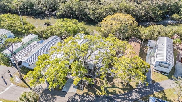 605 MICHIGAN BOULEVARD 37, Dunedin, FL 34698