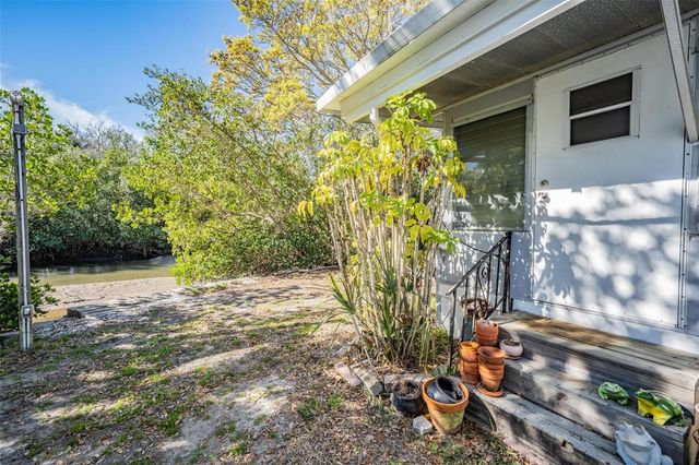 605 MICHIGAN BOULEVARD 37, Dunedin, FL 34698