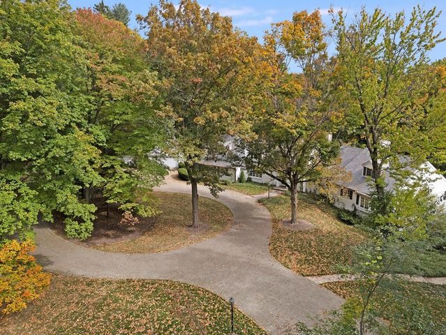 1850 N Mulford Road, Rockford, IL 61107