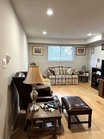 4 Greenbriar Drive 102, North Reading, MA 01864