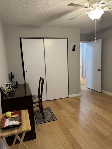 4 Greenbriar Drive 102, North Reading, MA 01864