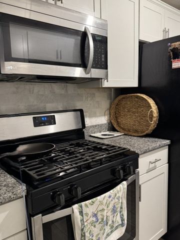 4 Greenbriar Drive 102, North Reading, MA 01864