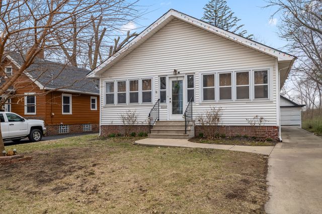2120 40th Street, Des Moines, IA 50310