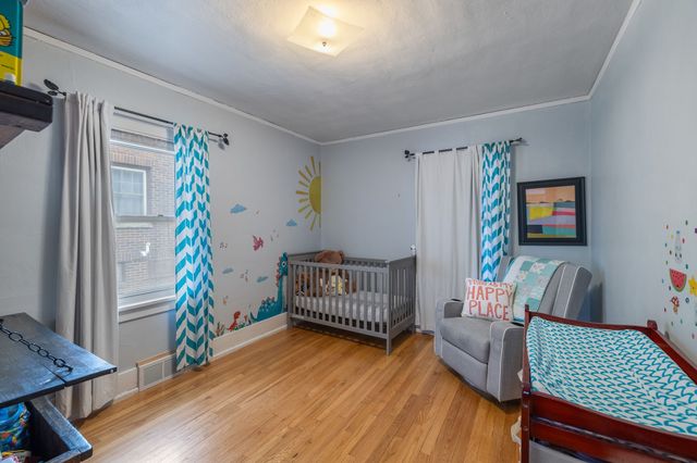 2120 40th Street, Des Moines, IA 50310