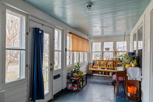 2120 40th Street, Des Moines, IA 50310