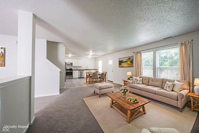 1738 Sonesta Way, Indianapolis, IN 46217