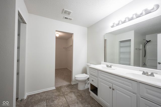 1738 Sonesta Way, Indianapolis, IN 46217