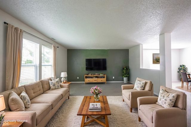 1738 Sonesta Way, Indianapolis, IN 46217