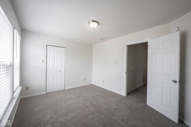 1738 Sonesta Way, Indianapolis, IN 46217