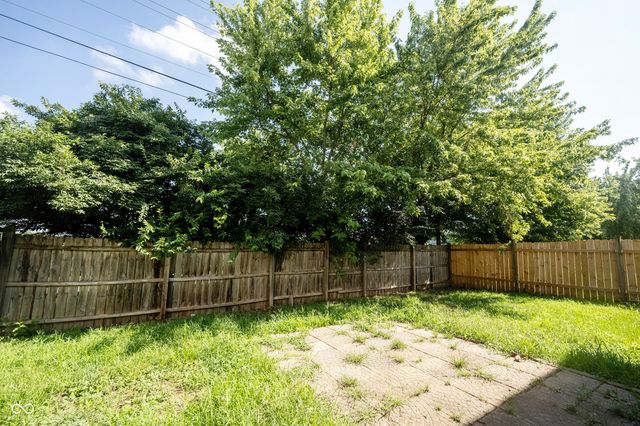 1738 Sonesta Way, Indianapolis, IN 46217