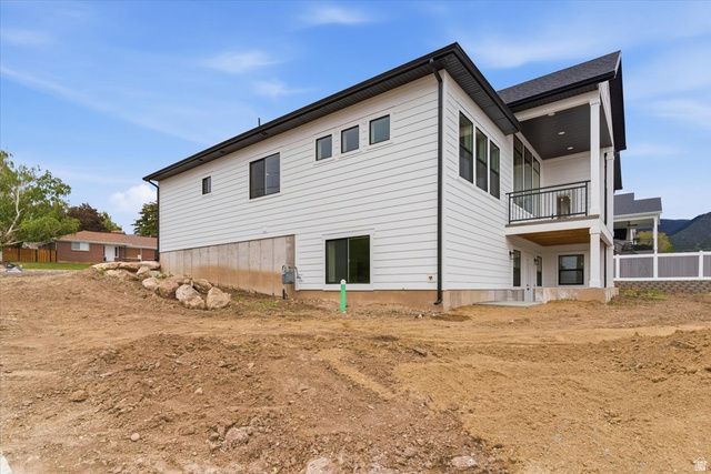 703 E 2750 N, North Ogden, UT 84414