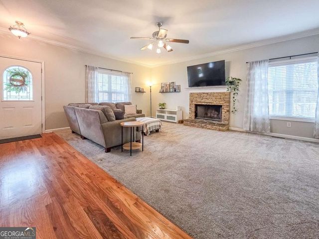 2441 River Run Drive, Dacula, GA 30019