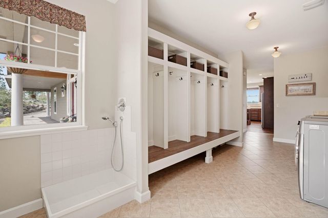 2609 E Tiger Lily Ln, Spangle, WA 99031