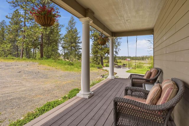 2609 E Tiger Lily Ln, Spangle, WA 99031