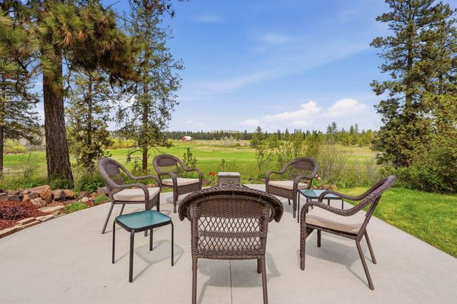 2609 E Tiger Lily Ln, Spangle, WA 99031