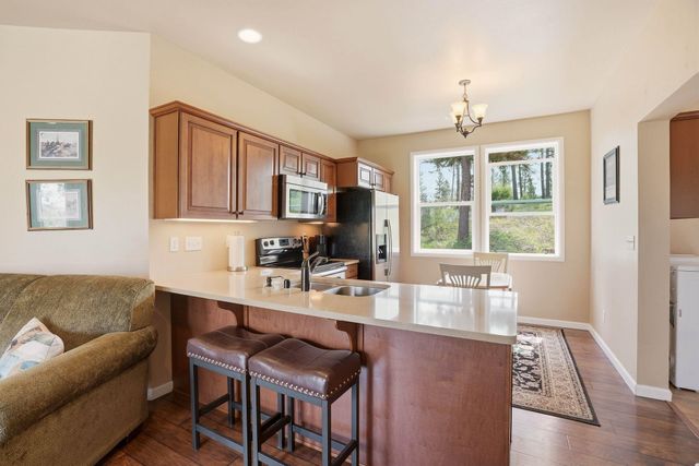 2609 E Tiger Lily Ln, Spangle, WA 99031