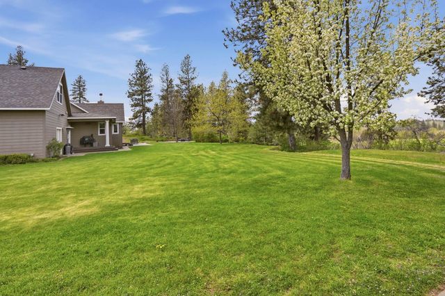 2609 E Tiger Lily Ln, Spangle, WA 99031