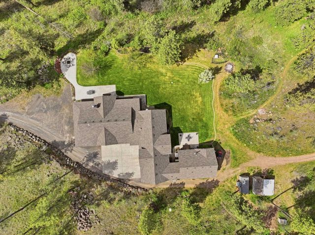 2609 E Tiger Lily Ln, Spangle, WA 99031