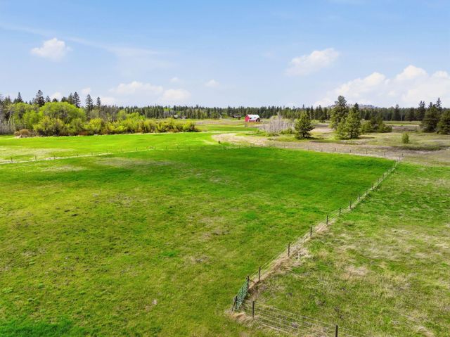 2609 E Tiger Lily Ln, Spangle, WA 99031