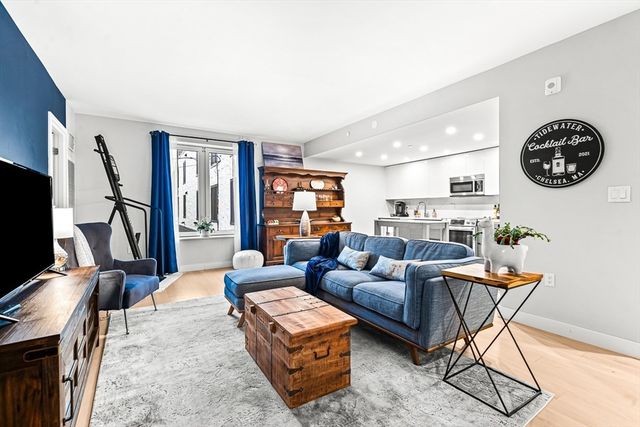 932 Broadway 208, Chelsea, MA 02150