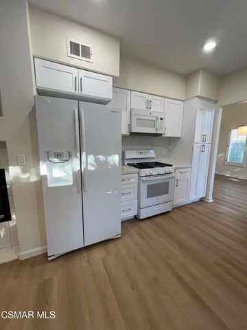 4783 Rhapsody Drive, Oak Park, CA 91377