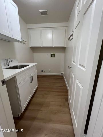 4783 Rhapsody Drive, Oak Park, CA 91377