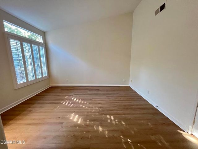 4783 Rhapsody Drive, Oak Park, CA 91377