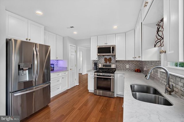 13927 RUTGERS CT, Woodbridge, VA 22193