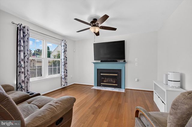 13927 RUTGERS CT, Woodbridge, VA 22193