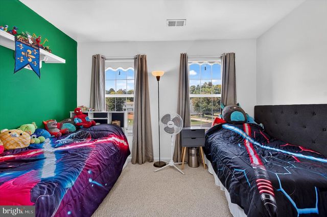 13927 RUTGERS CT, Woodbridge, VA 22193