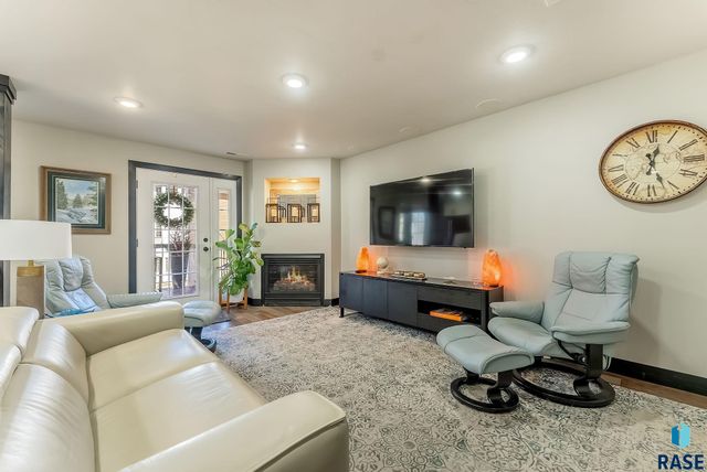 1104 W 57th St Street 106A, Sioux Falls, SD 57108