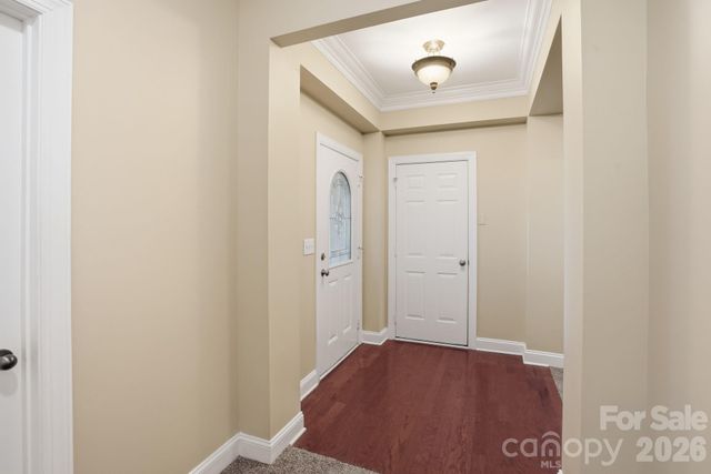 9527 Seamill Road, Charlotte, NC 28278