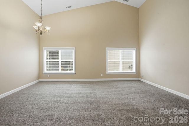 9527 Seamill Road, Charlotte, NC 28278