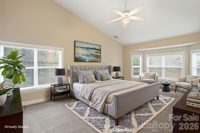 9527 Seamill Road, Charlotte, NC 28278