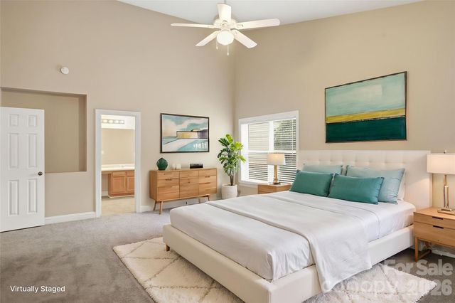 9527 Seamill Road, Charlotte, NC 28278