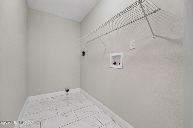 7832 DELAROCHE Court, Jacksonville, FL 32210