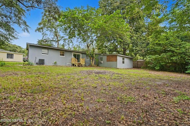 7832 DELAROCHE Court, Jacksonville, FL 32210