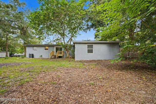 7832 DELAROCHE Court, Jacksonville, FL 32210