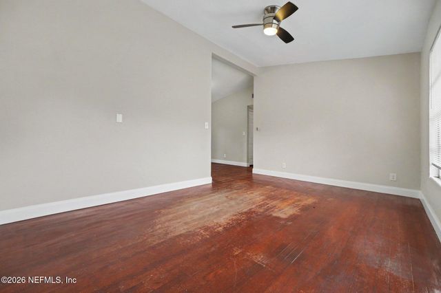 7832 DELAROCHE Court, Jacksonville, FL 32210