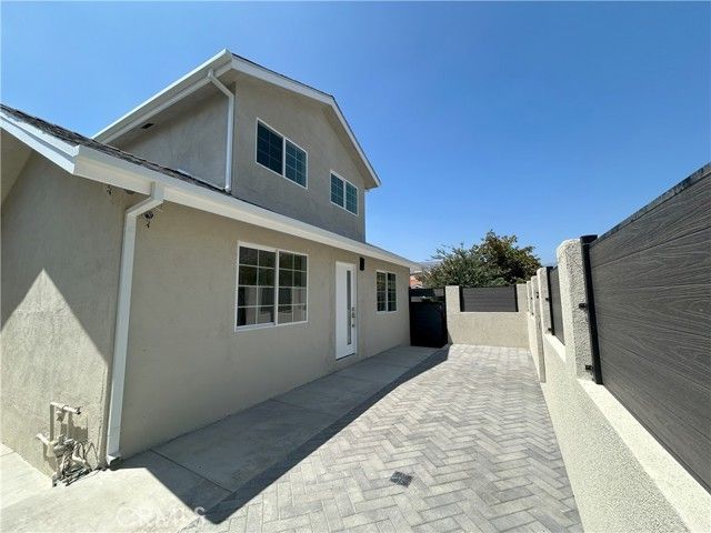 10363 Commerce Avenue, Tujunga (los Angeles), CA 91042