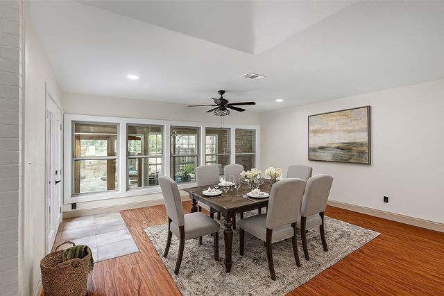 102 Juniper Court, Hudson Oaks, TX 76087