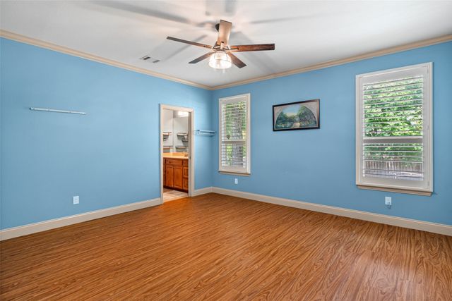 102 Juniper Court, Hudson Oaks, TX 76087