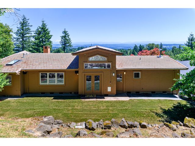 8 GARIBALDI St, Lake Oswego, OR 97035